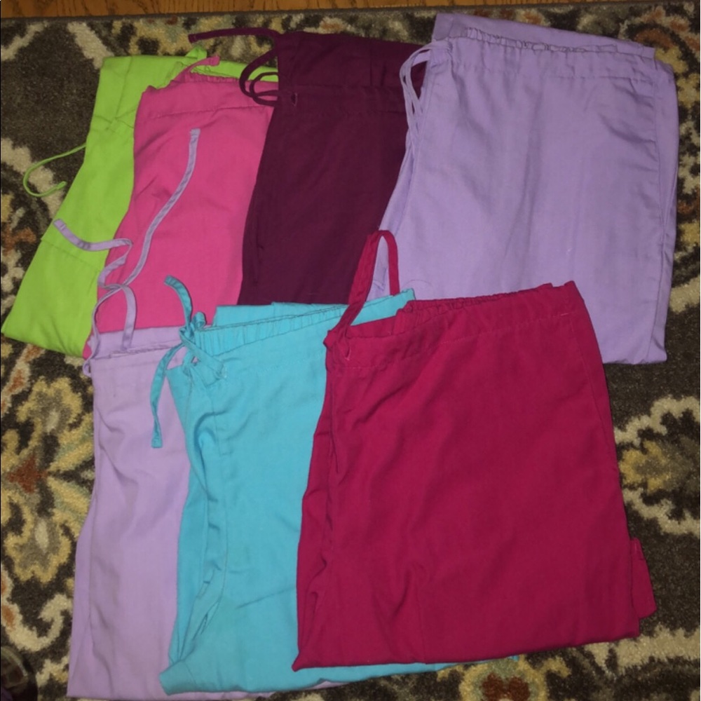 Medium Cherokee Scrubs 4101